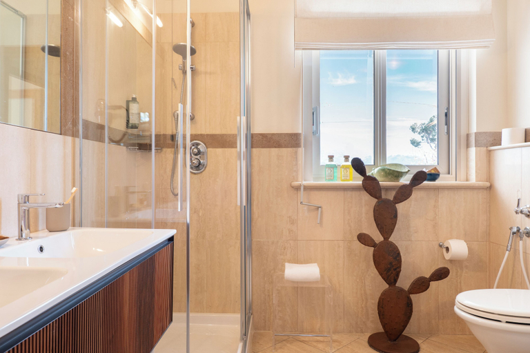 Bathroom 4, Residence Verdeluna, Lucca