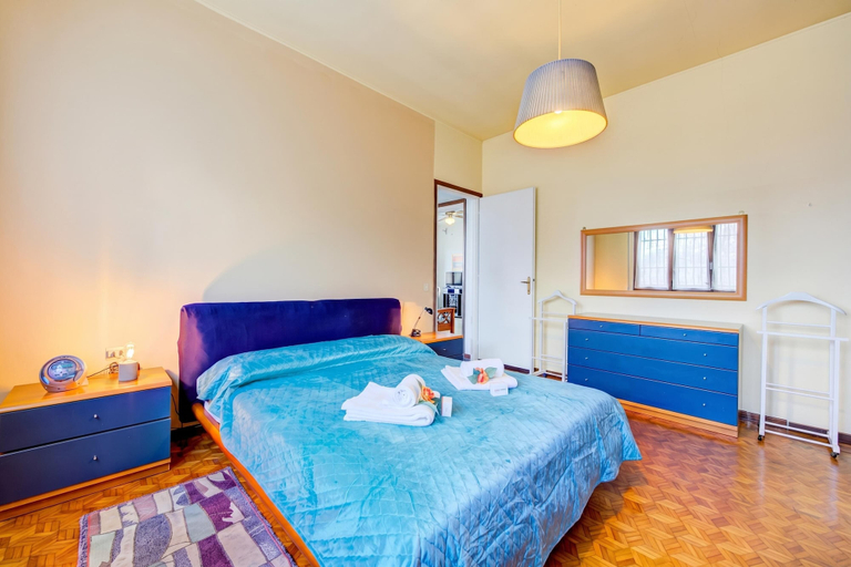 Room 5, La Finestra Sul Lago: Lake Maggiore View & Garden, Verbano-Cusio-Ossola