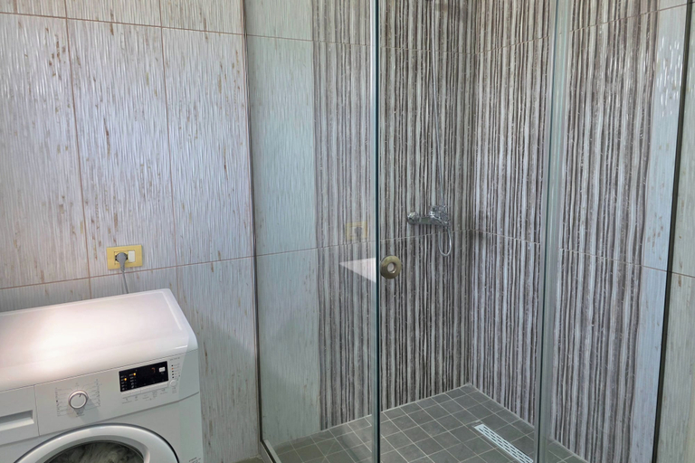 Bathroom 4, Beachfront & Sea View Apartment 101 - Happy Rentals, Durrësit