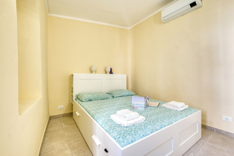 Room 2, Una Finestra sul Duomo, Sanremo Centro, Imperia