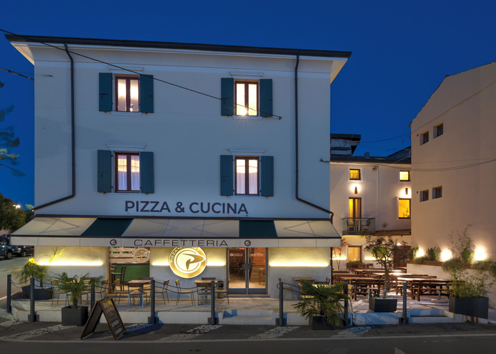 Exterior & Views 2, Suite & Breakfast 7 Vizi, Verona