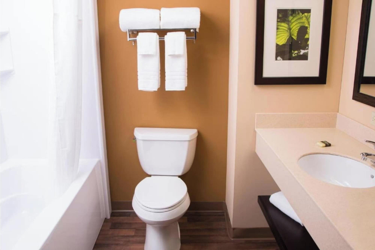 Bathroom 5, Extended Stay America Washington Dc Gaithersburg S, Montgomery