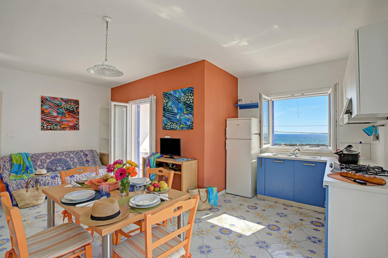 Dining, Penthouse Azzurra Sea View Near Beach, Lecce