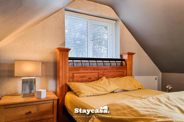 Bedroom 2, Tranquil Annex with Hidden in Beautiful Setting, Stockport