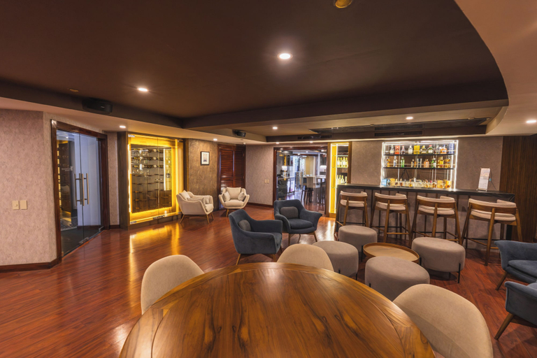 Food & Drinks 5, Torres de Suites by InAmazonas, Quito