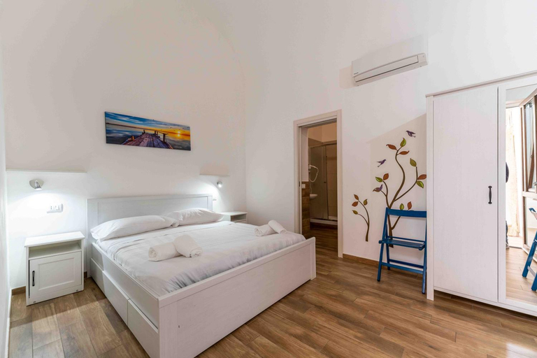 Bedroom 3, Cefalu Center Apartments, Palermo
