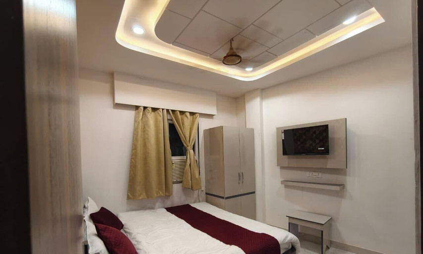 Room 3, SHIV DHAM PALACE, Varanasi
