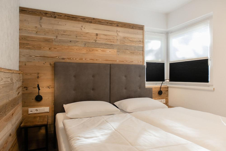Bedroom 2, Avenida Style Appartements by Alpin Rentals - Incl Summercard, Zell am See