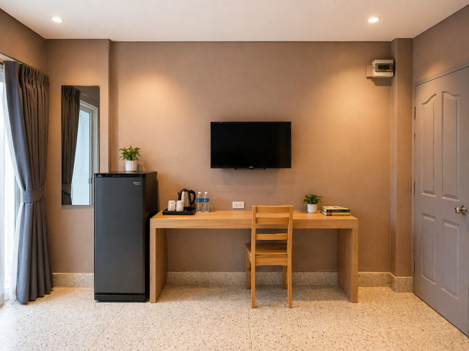 Others 5, The Fifth Residence Hotel, Pathum Wan