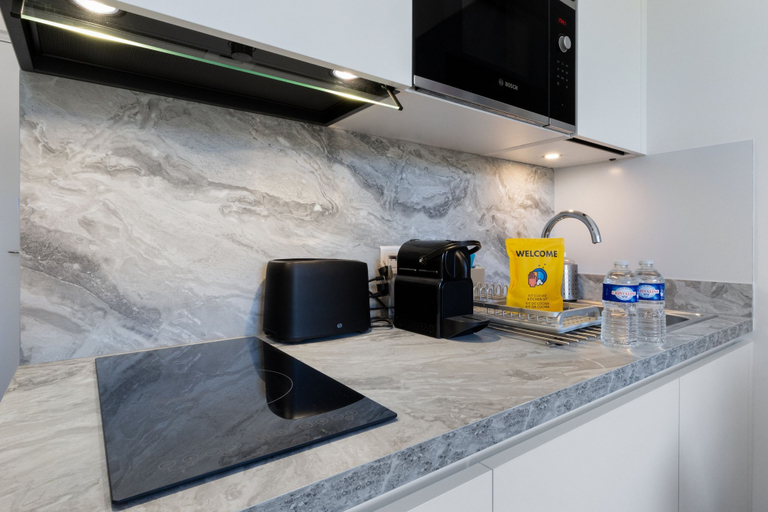 Room 3, 406 L Optimiste in Cannes, Alpes-Maritimes