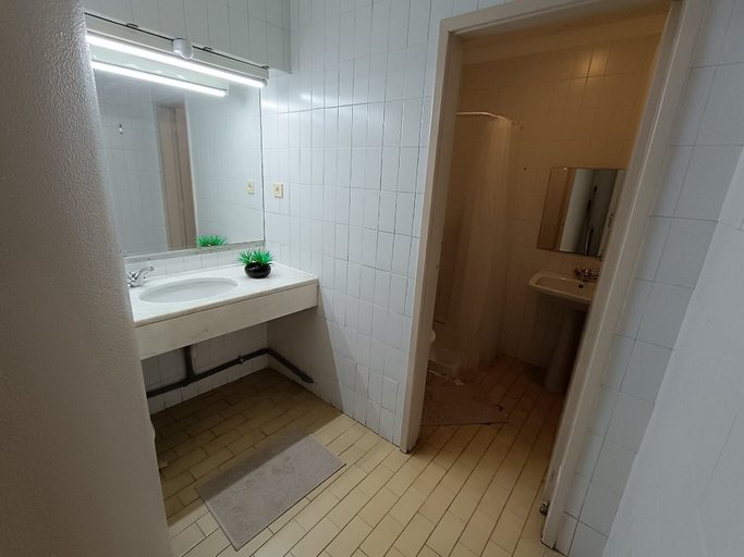 Bathroom 5, Porto Central Hostel, Porto