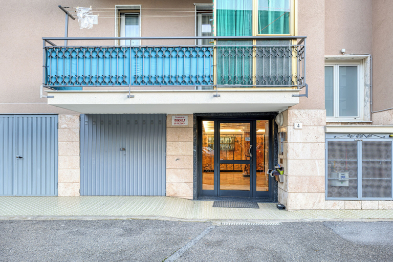 Exterior detail, Il Rifugio - Town Center Apartment With Balcony, Savona