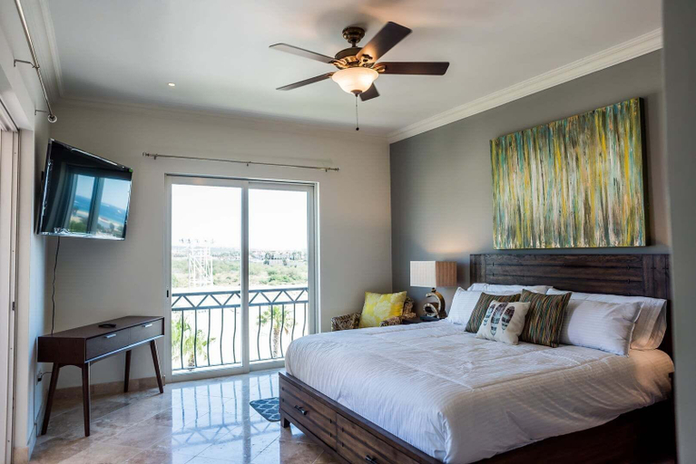 Room 3, Puerta Cabos Village PCV H502, La Paz