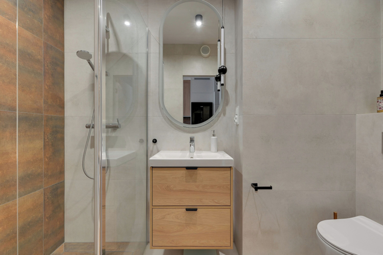 Bathroom 2, Mostek 2363 by Grand Apartments, Gdańsk City