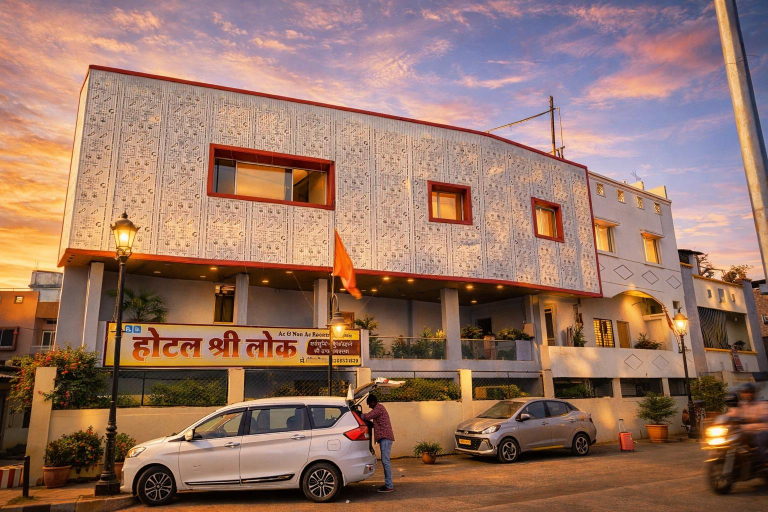 Entrance, Hotel Shree Lok, Ujjain