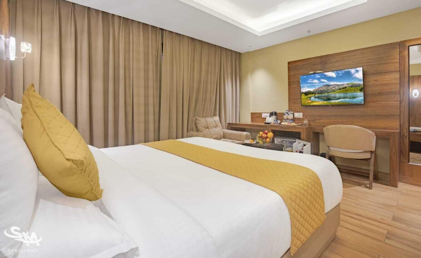 Room 5, Sondermall Palace, Srinagar
