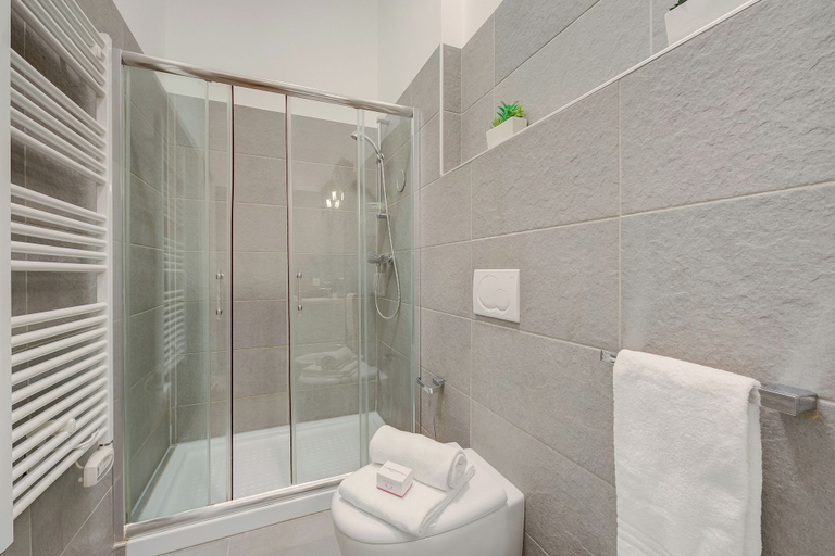 Bathroom 2, Residenza Castello Flat With A/C and Garage, Mendrisio