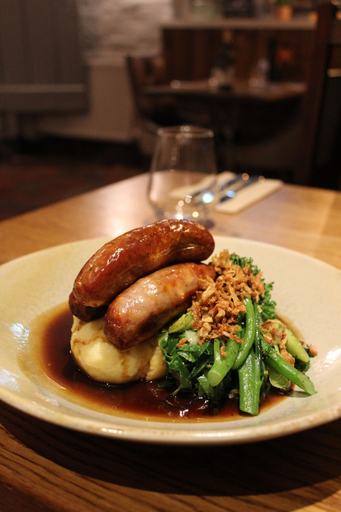 Food & Drinks 5, The Hind's Head, West Berkshire