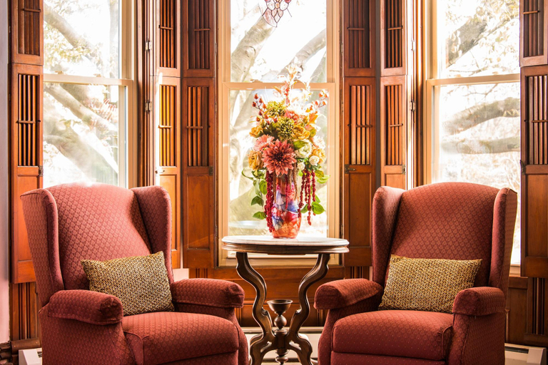 Public Area, Sutherland House Victorian Bed & Breakfast, Ontario