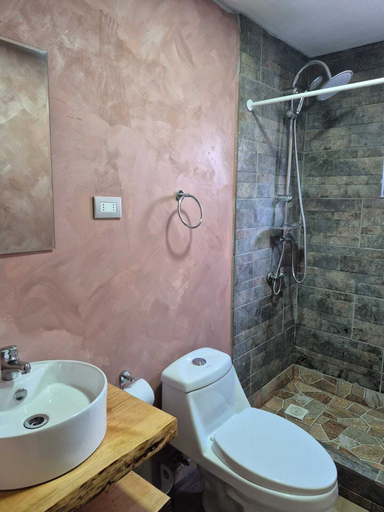 Bathroom 2, Hotel Boutique CasaBlanca, Aisén