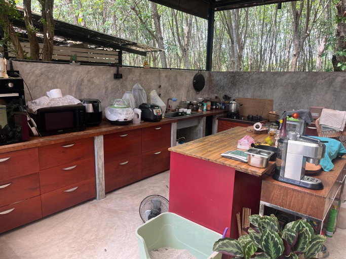 Others 2, Navari Homestay, Ban Khai