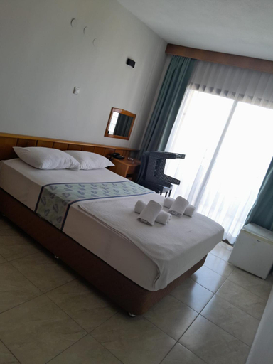 Bedroom 3, Cidihan Hotel, Kuşadası