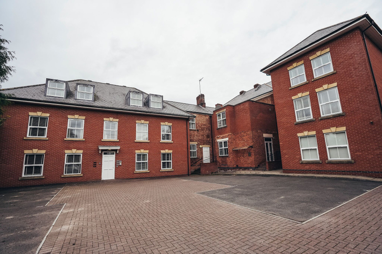 Exterior & Views 2, Dalby House Apartments, Derby