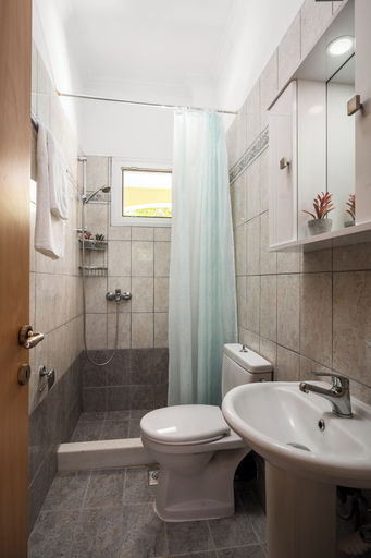 Bathroom 5, Traditional Rustic Maisonette and House by Konnect, Ionian Islands