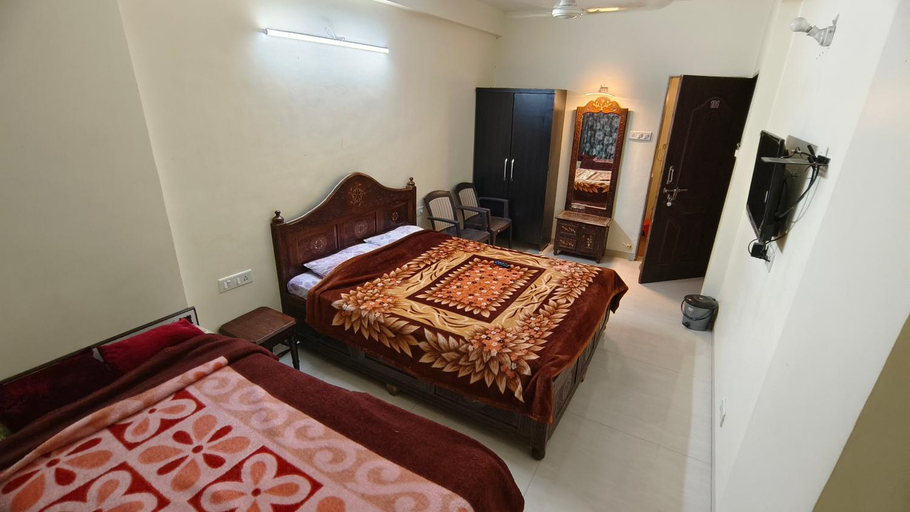 Bedroom 3, Salas Executive, Satara