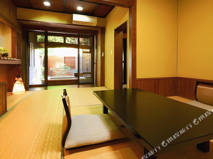 Bedroom 4, Ureshino Onsen Kujaku, Ureshino