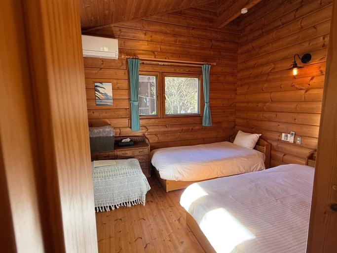Bedroom 2, Sunny Side Cottage, Shimoda