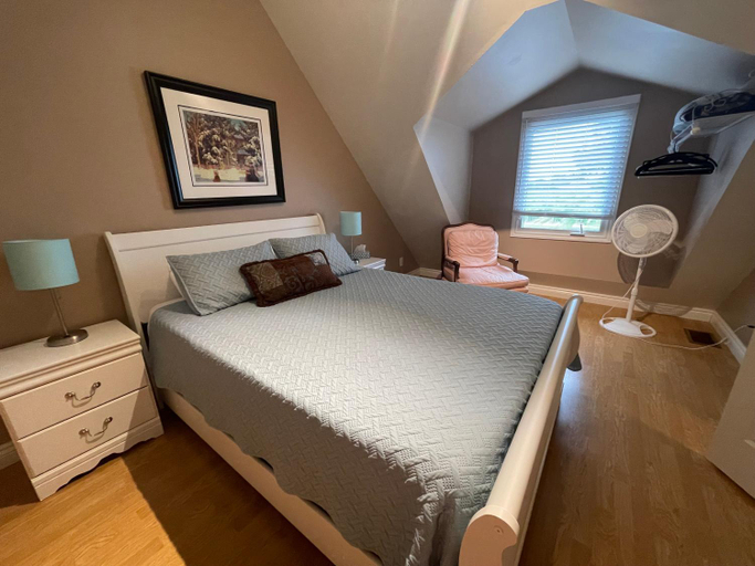 Bedroom 4, Villa in the Vines, Niagara