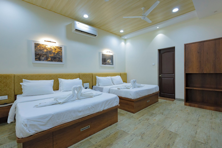 Room 5, Serene Villa by iLiF Hotels, Raigarh
