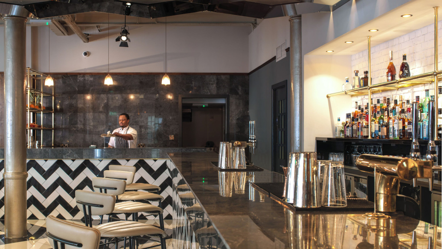 Food & Drinks 5, Heathcote Hotel, Manchester