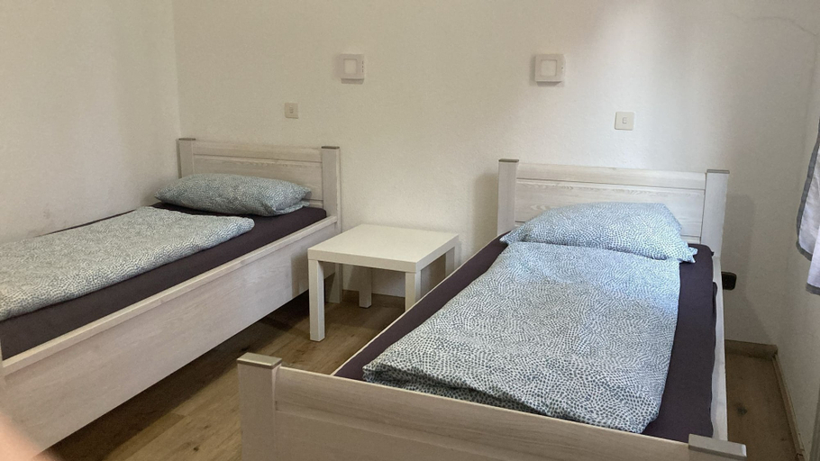 Bedroom 3, Pension Highway 3 Sennestadt-Bielefeld, Bielefeld