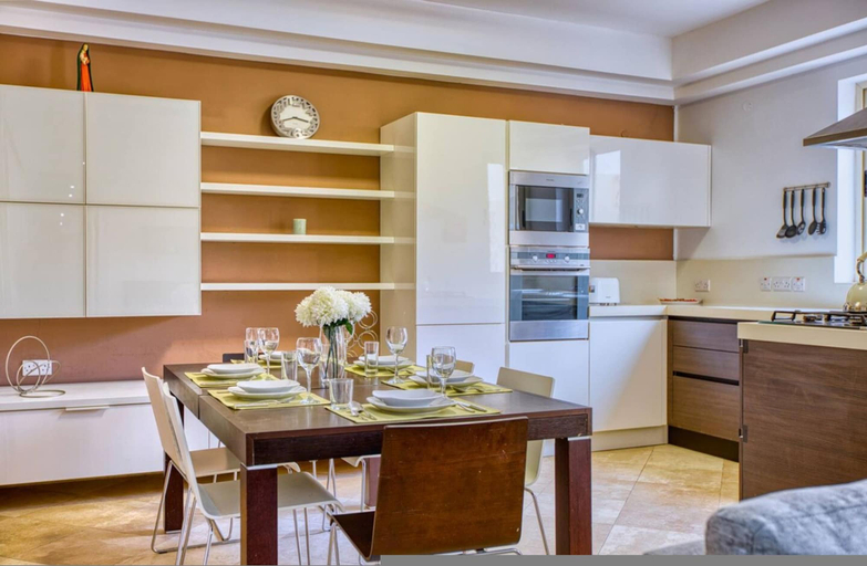 Room 3, Serafina of Highgrove 3BR Patio Home With BBQ