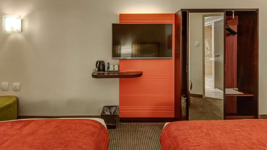 Bedroom 2, Stayeasy Eastgate, City of Johannesburg