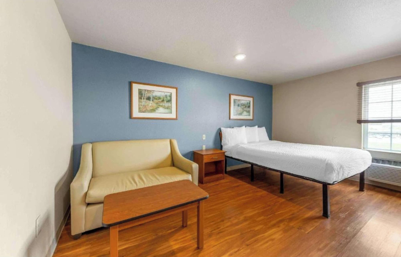 Bedroom 3, Studio 6 Extended Stay Oklahoma City Norman OK, Cleveland