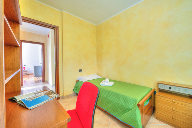 Room 4, Il Sole Di Mirasole Garden House in Leggiuno, Varese