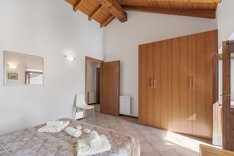Room 2, Nel Cuore Di Baveno 50m from Lake, Verbano-Cusio-Ossola