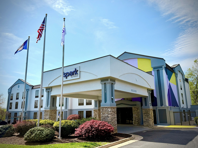 Exterior & Views 5, Spark by Hilton Waynesboro, Waynesboro