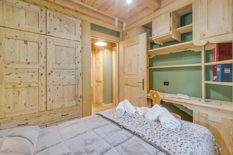 Room 5, Baita Delle Stelle, Torino