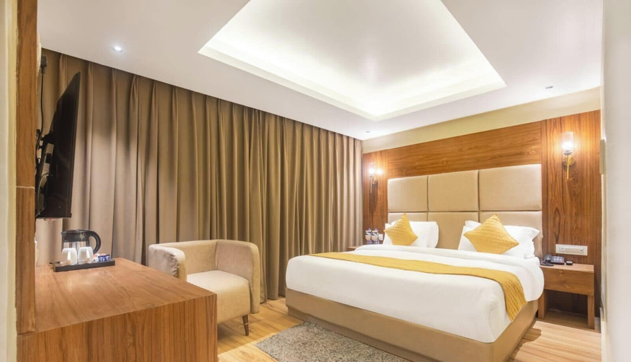 Room 4, Sondermall Palace, Srinagar
