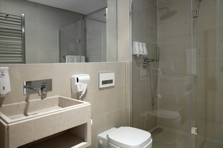 Bathroom 5, LSA Baixa Chiado by Numa, Lisbon