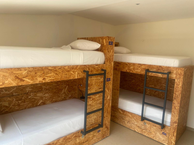Bedroom 2, Claris B&B - Hostel, Praia