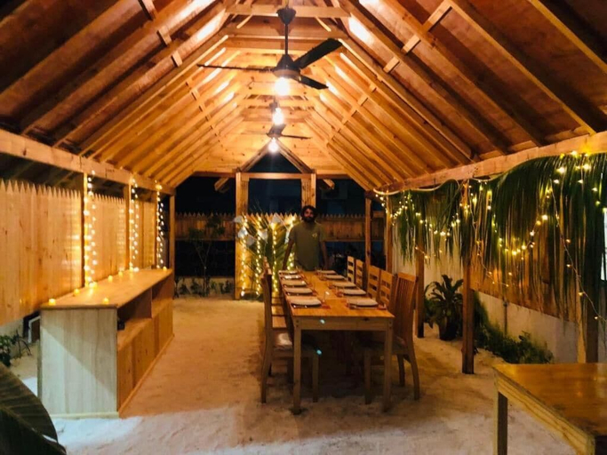 Food & Drinks 4, Mariana Maldives, Kaafu Atoll