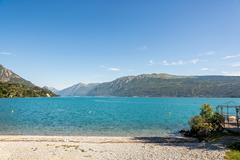 Others 2, Borgo Degli Ulivi shared pool- 200m lake, Brescia