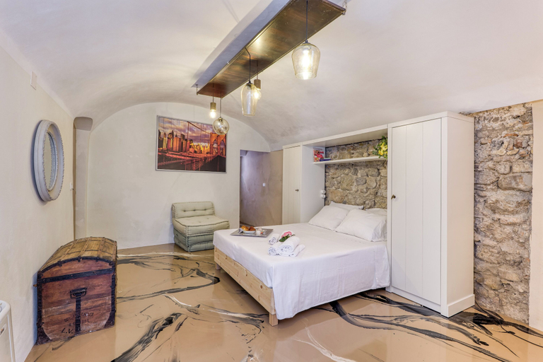 Room 4, Boutique Apartment Casa Del Nobile, Imperia