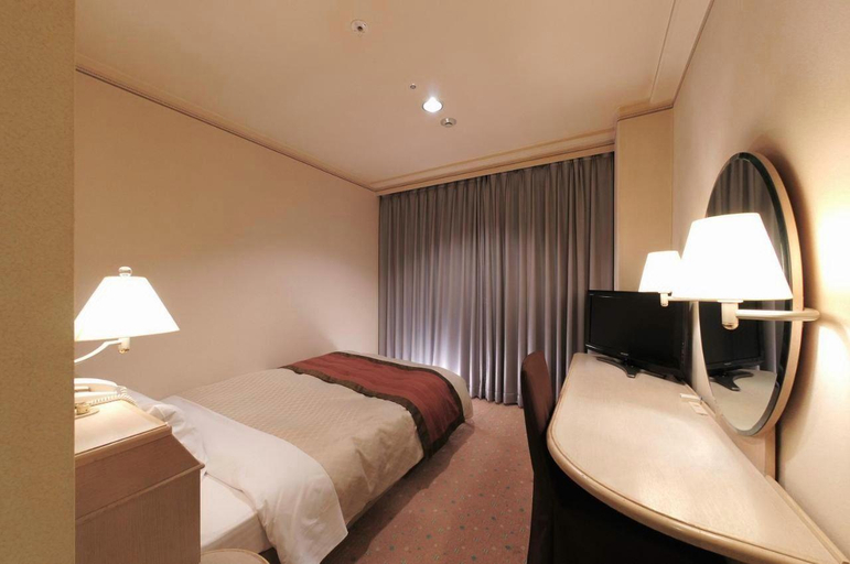 Bedroom 3, Takarazuka Washington Hotel, Takarazuka