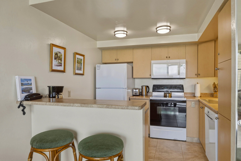 Private kitchen 5, Oceanfront Maui Point Condo Sleeps 4 - Unit A3 1 Bedroom Condo, Maui
